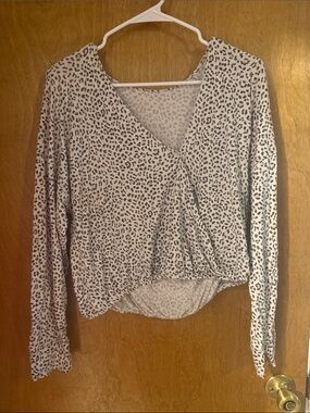 Victoria secret Leopard Print Surplice Long-Sleeve Top - Cream/Black